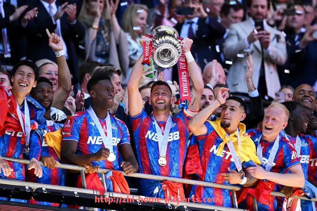 江南综合体育-火箭队与湖人队的精彩比赛视频回顾