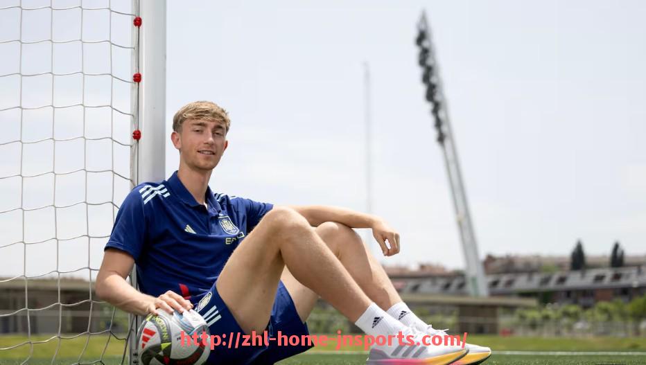 江南综合体育-中国足球票价与CBA票价比较：分析足球与CBA比赛票价的差异